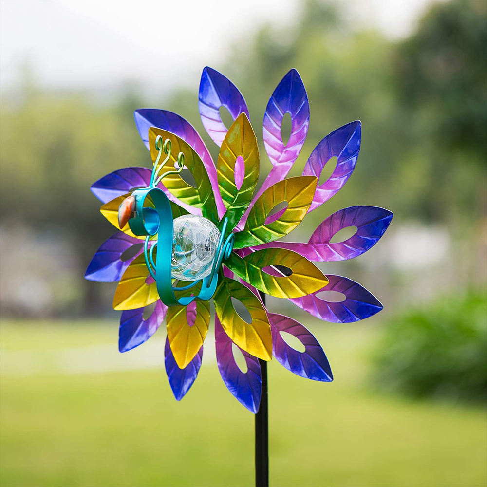 European Style Outdoor Waterproof Solar Garden Metal Peacock Wind Spinner Stake Lights For Garden Patio Lawn Decor