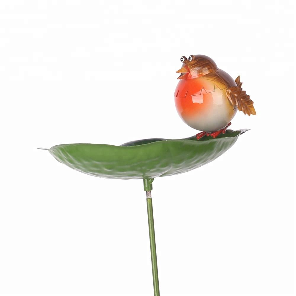 Wholesale Metal Garden Grasshopper Stakes Decorative Bird Bath For Sale