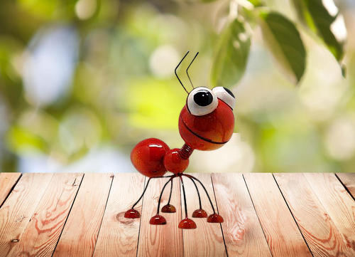 Cute Durable Metal Ant Garden Art Planter Decorations Craft