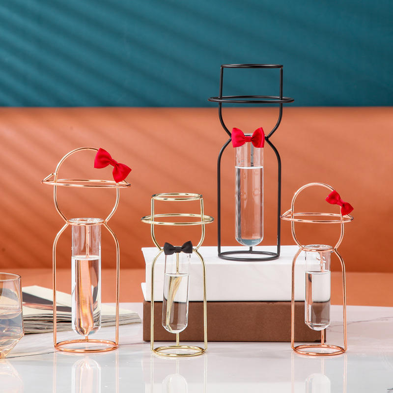 Modern Home Creative Ladies Men Modeling Metal Flower Vase Stand For Bedroom Decor Glass Flower Vase Small Ornaments
