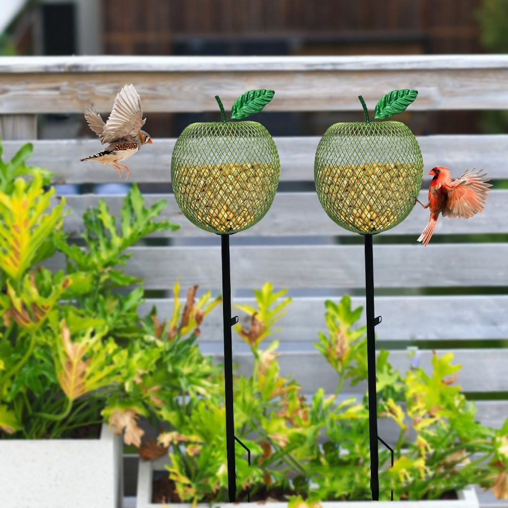 Outdoor Apple Strawberry Mushroom Shape Metal Animal Mesh Bird Feeders With Metal Stakes Decor Garden