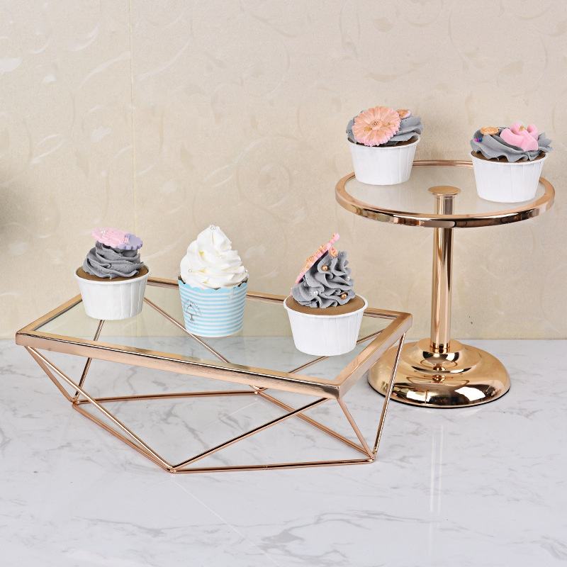 Nordic Minimalist Style Round Dessert Tray Hotel Restaurant Iron Metal Wedding Gold 3 Tier Cake Stand