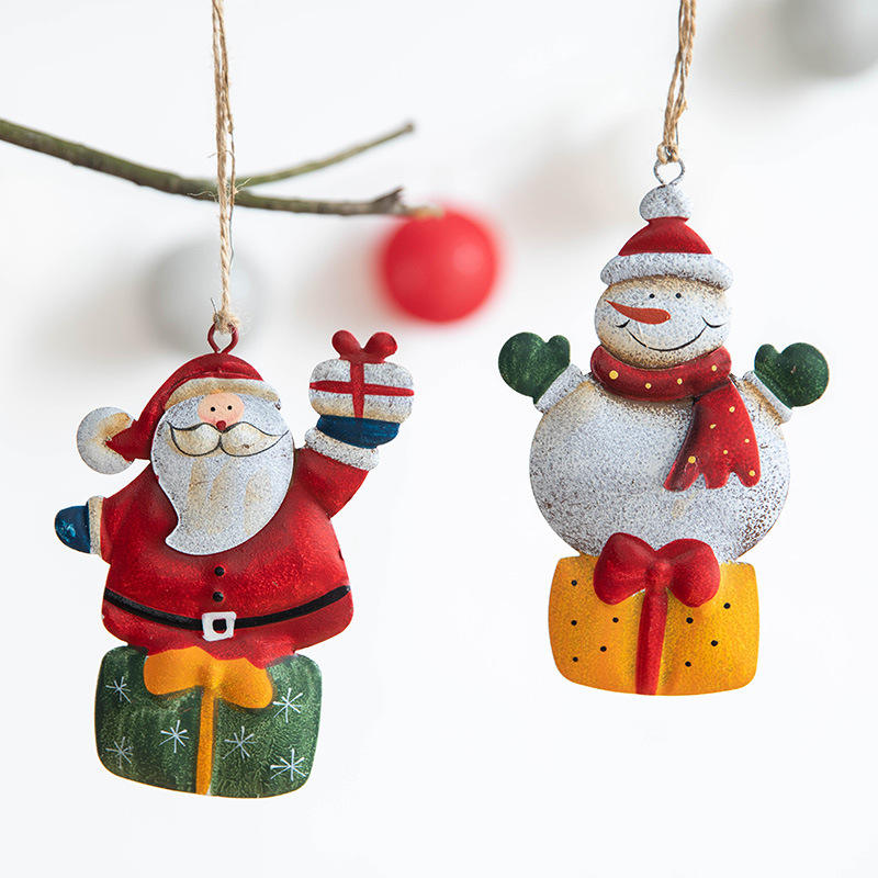 New Design Cute Santa Claus Snowman Elk Iron Art Tree Christmas Decor Small Pendant