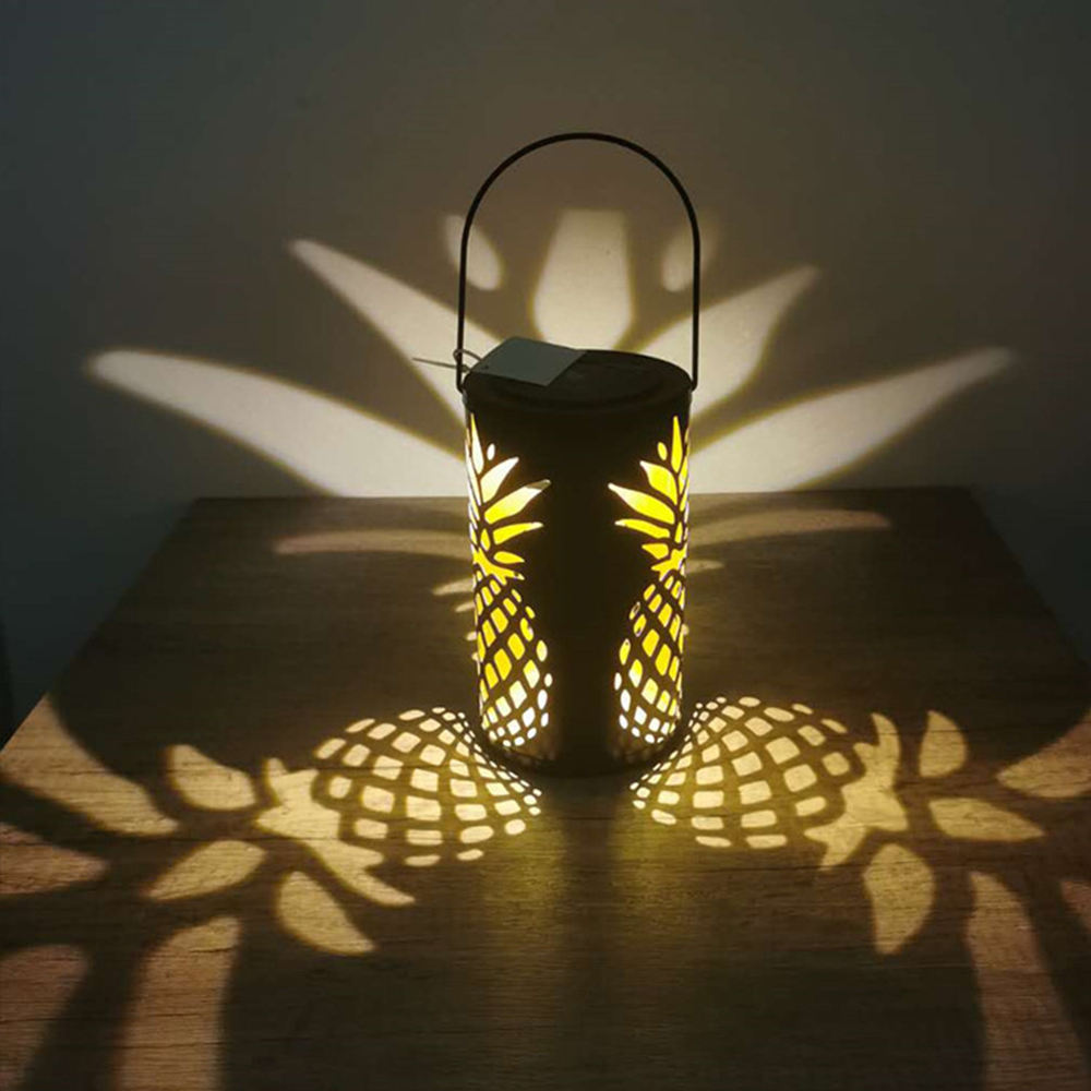 Outdoor Iron Art Waterproof Led Pineapple Cutout Metal Solar Lantern Light For Patio Passage Garden Decor