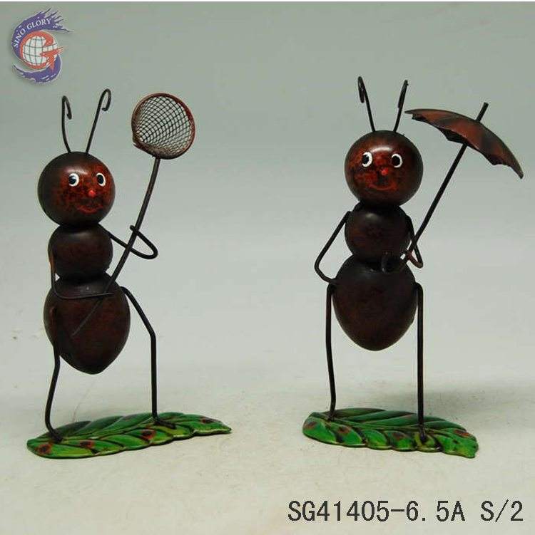 Metal ant garden ornaments decorations