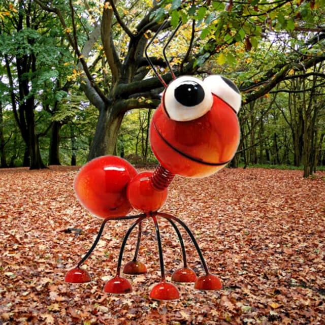 New Design Garden Ornaments Decor Art Metal Red Ant Lawn and Yard Decorations