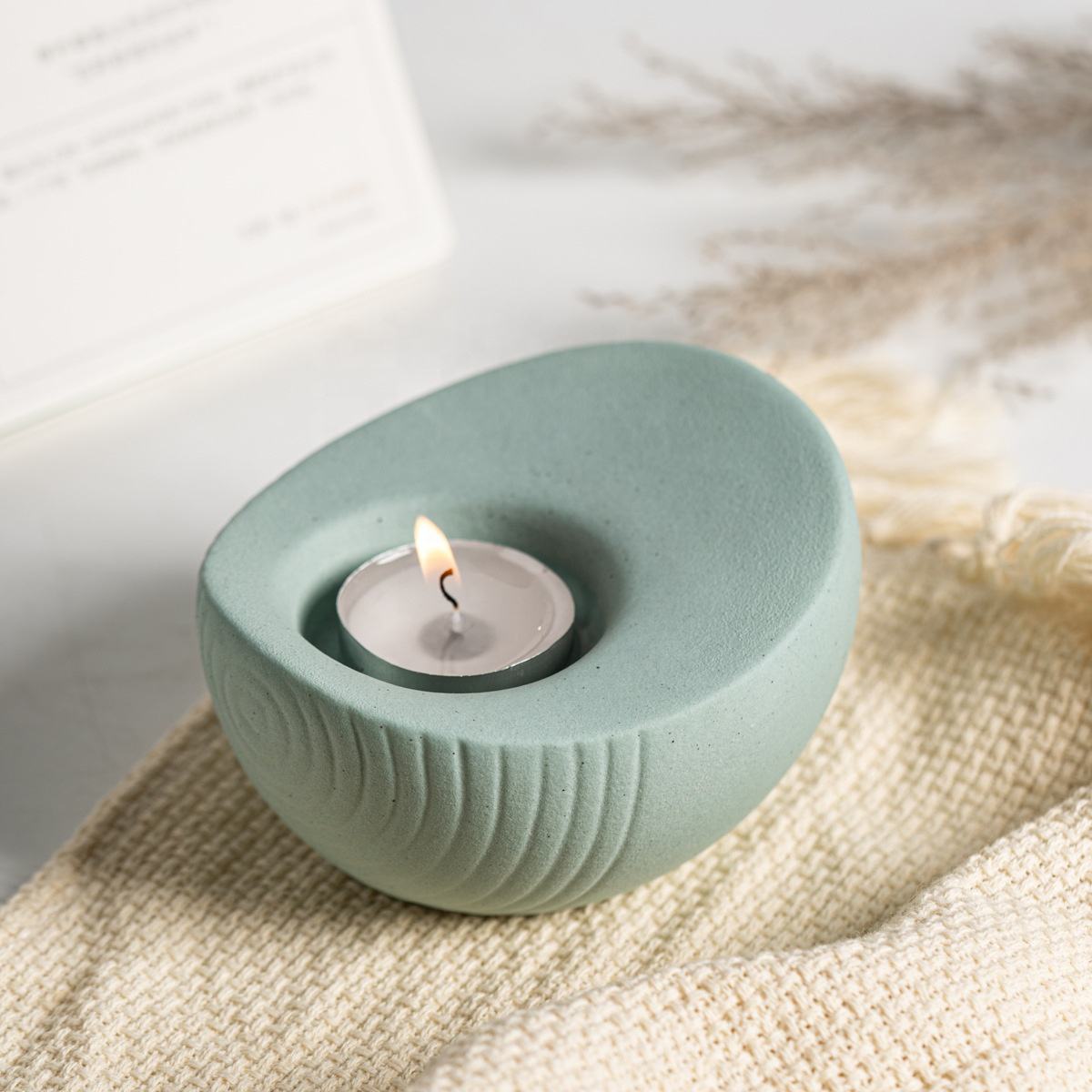 Custom European Style Macaron Color Romantic Small Ceramic Candle Holder For Home Decor Christmas Wedding
